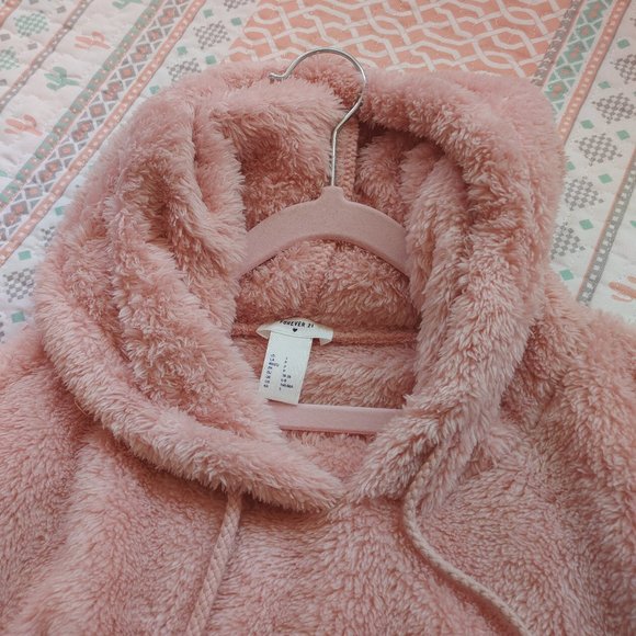 YOUNG GIRL'S STYLISH OUTFIT JEANS/TOP - Picture 9 of 9